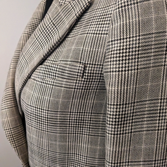 Zara Basic Coat size small - Picture 5 of 10